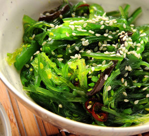 1113 seaweed salad