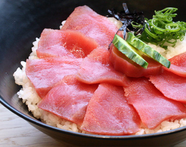 Tuna sashimi donburi 380x30